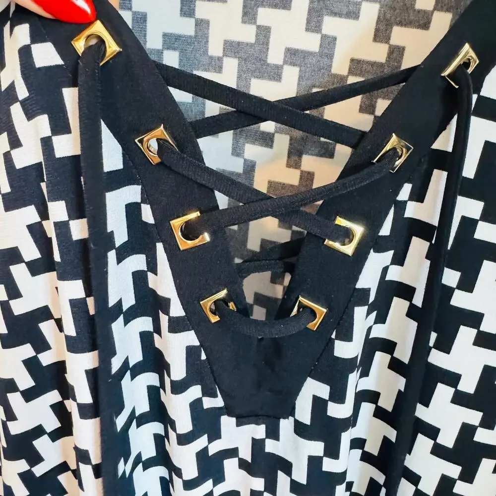 MICHAEL KORS Black White Lace Poncho Short Sleeve Tunic $145 Blouse Top Shirt 3X